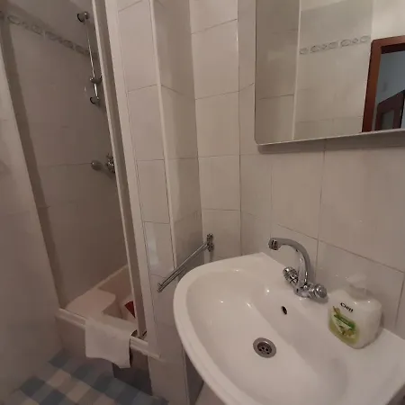 House-apartments Ela -mirca- Family * Mirca (Brac)